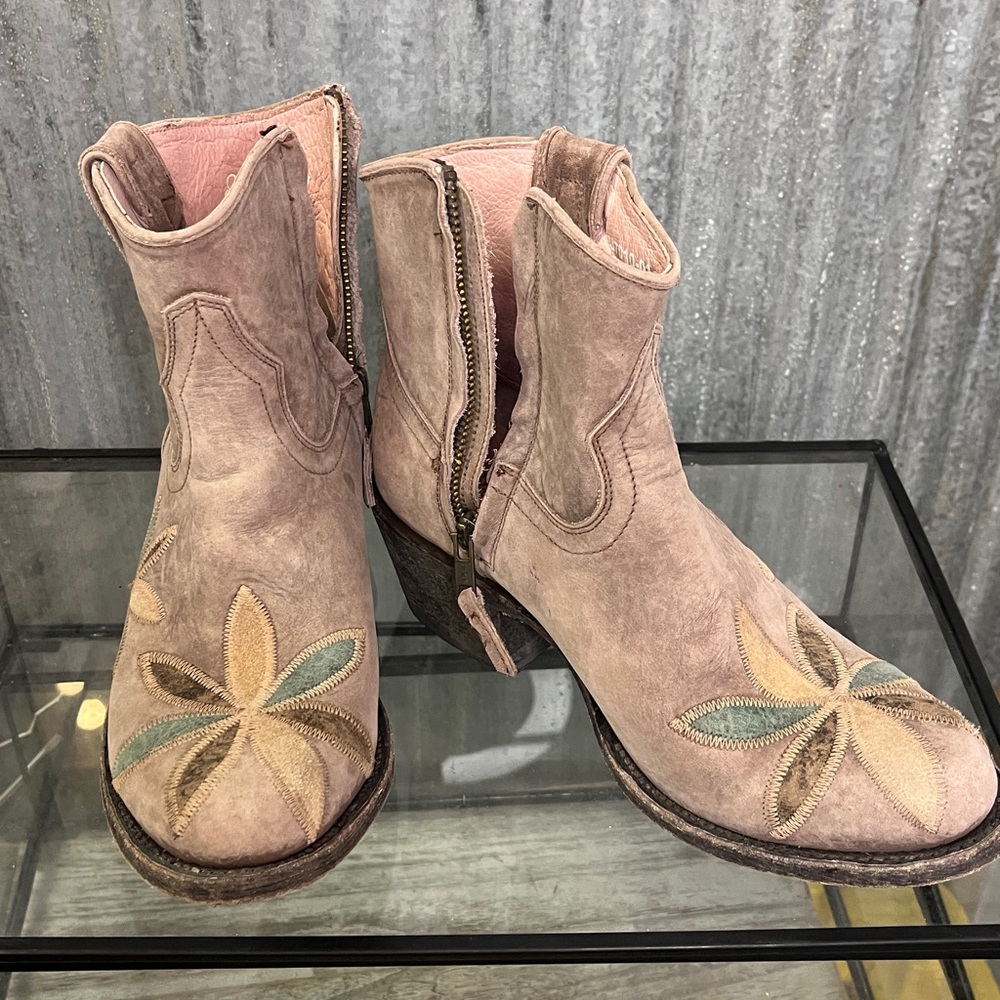 Women's Embroidered Ankle Boots